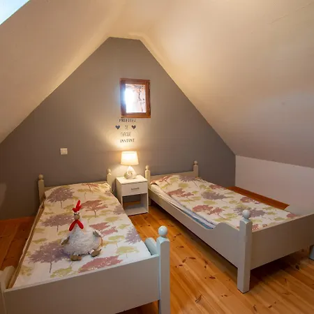 En Gres Rose 4/6 Personnes Holiday home Canilhac