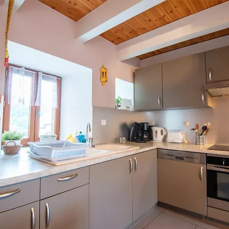 Holiday home En Gres Rose 4/6 Personnes Canilhac